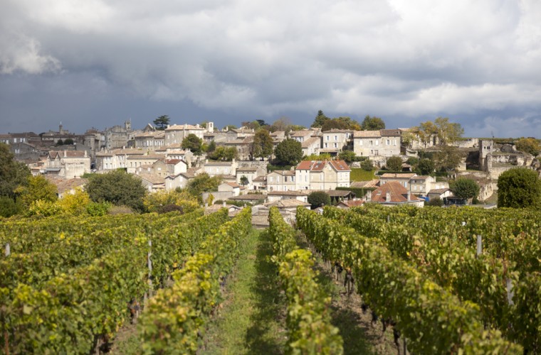 ESCOLHEU DESCOBRIR A REGIÃO DO GRANDE SAINT EMILION?