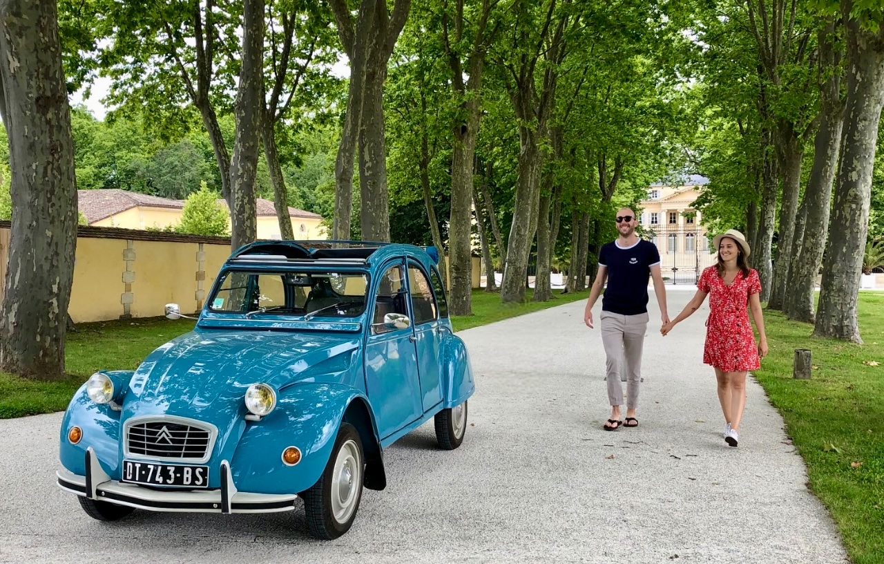 Visit to the vineyards and a ride in a Citroën 2CV